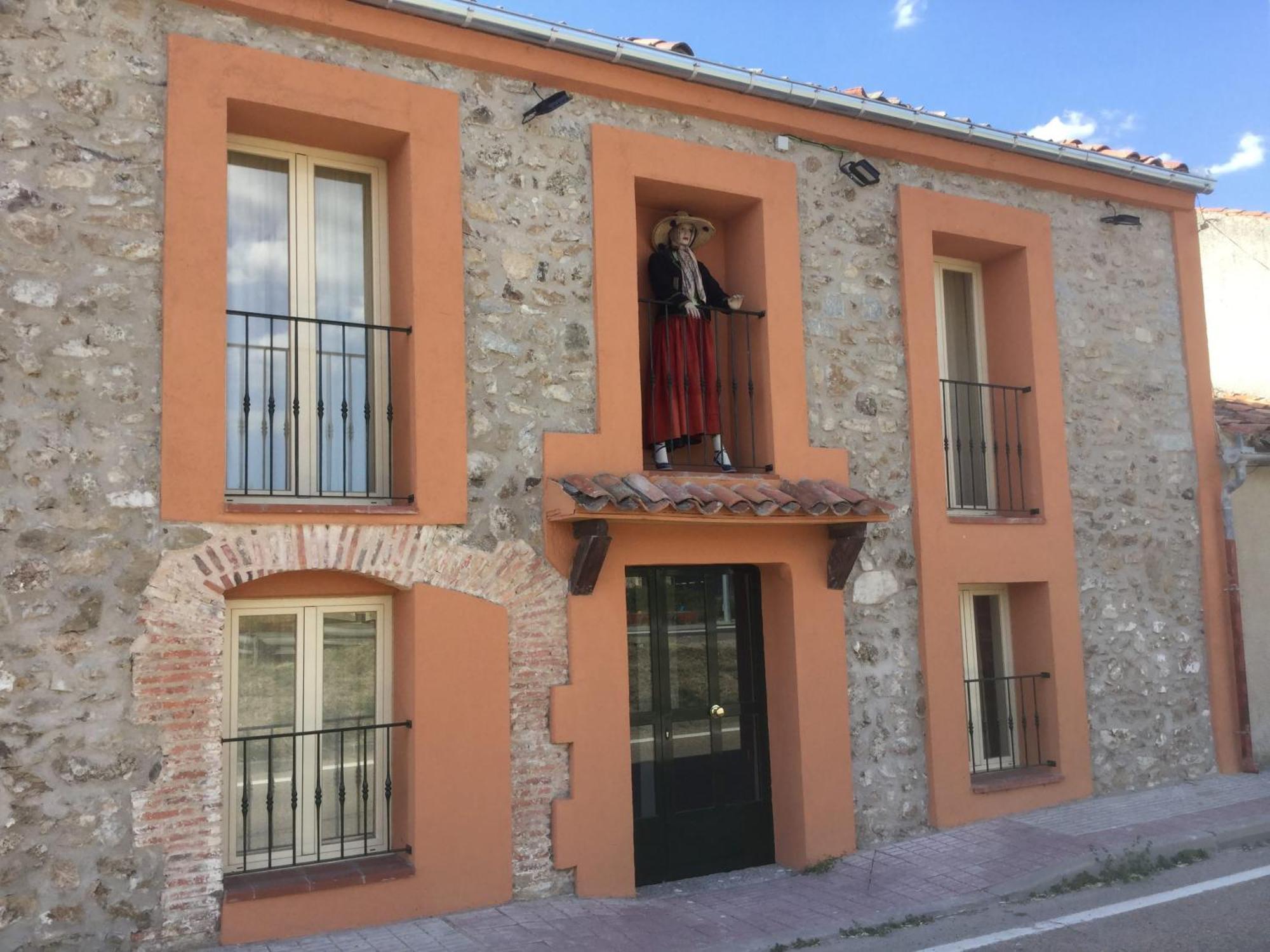 Casa Rural El Horno De La Aldegueela 토레카바예로스 외부 사진